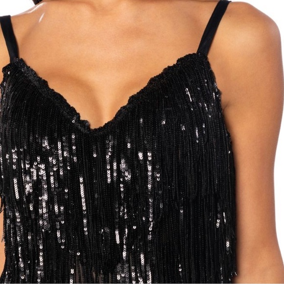 New AKIRA SHOW OUT FRINGE MINI DRESS IN BLACK - Picture 4 of 14
